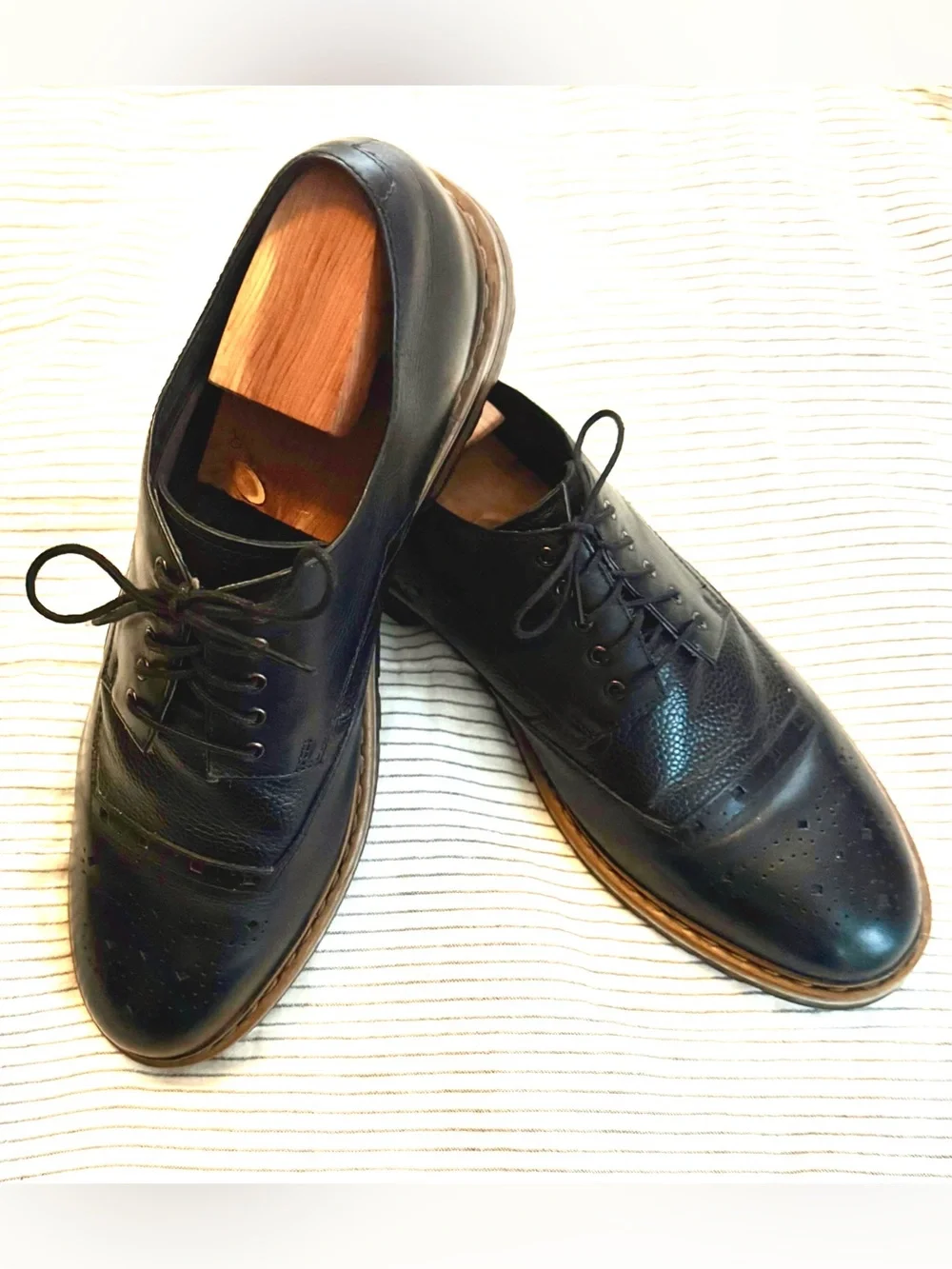 Clarks Men's Classic Black Leather Lace-Up Dress Shoes Size 13